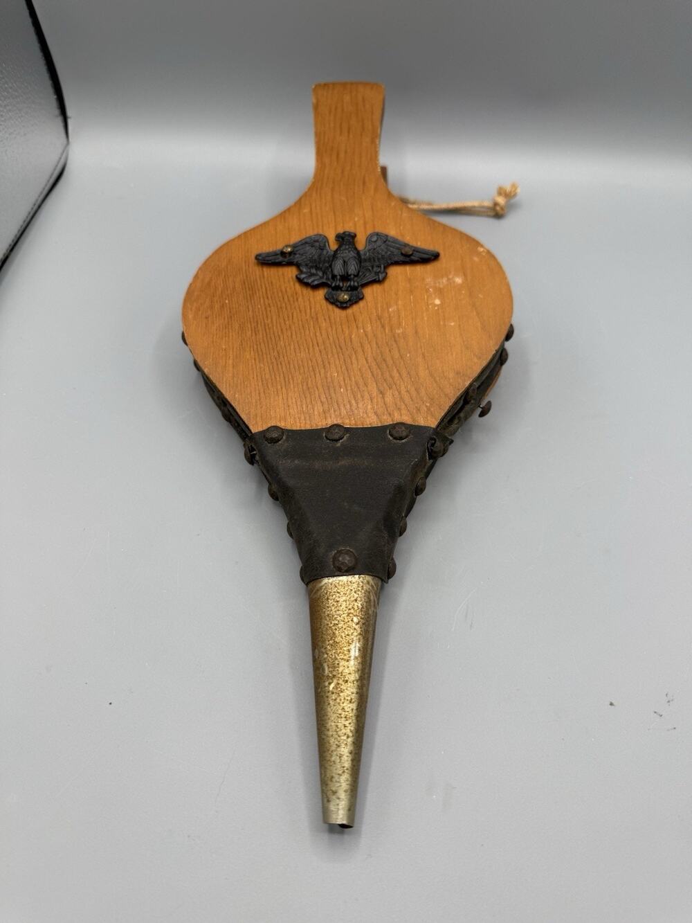Vintage Wood Leather Fireplace Bellows Eagle Emblem Brass Tone Nozzle
